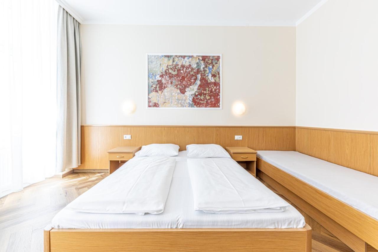 Hotel-pension Fuenfhaus 3* Vienne